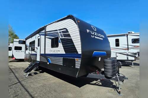 2026 Keystone Fuzion Impact Aluminum 2813 in everett WA