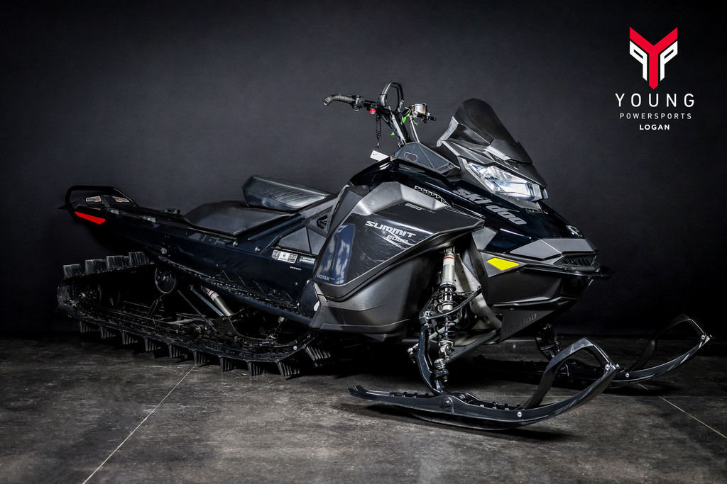 2022 Ski-Doo Summit® Edge® Rotax® 850 E-TEC® 165 PowderMax L. 3. in logan UT