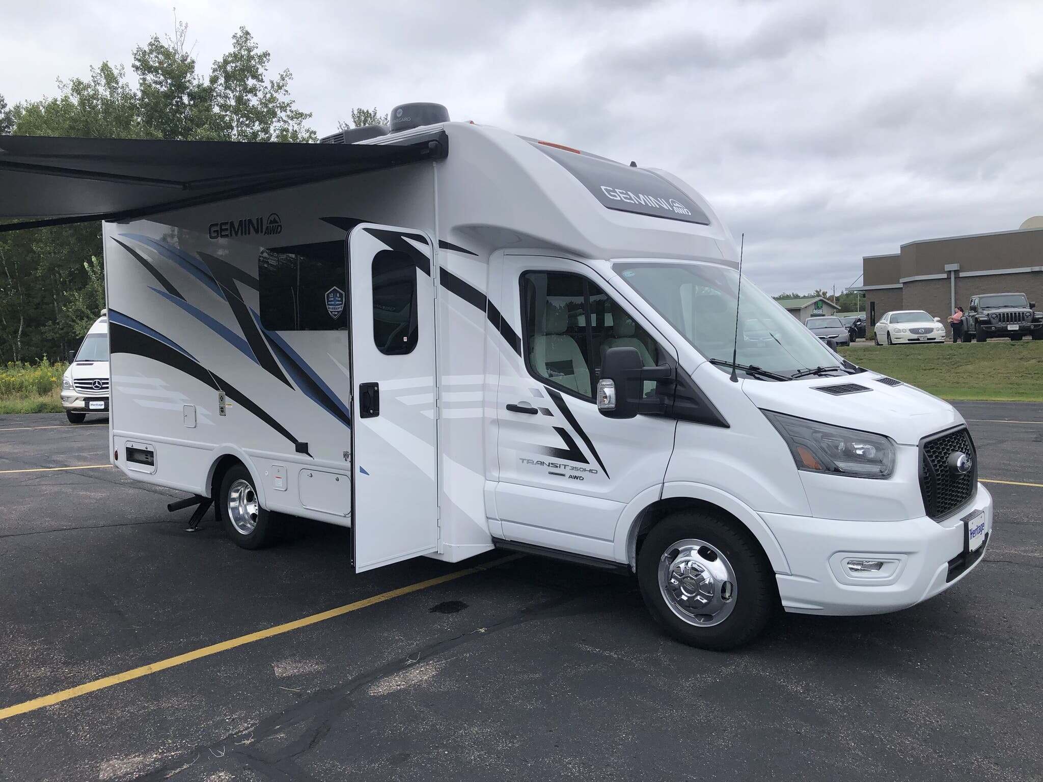 2025 Thor Motor Coach Gemini AWD 23TW Class B+ RV