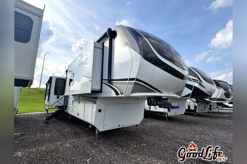 2025 Grand Design Solitude 417KB in webster city IA