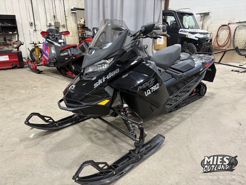 2022 Ski-Doo MXZ® TNT® Rotax® 850R E-TEC® Ripsaw 1.25 Black 850 E-TEC® in watkins MN