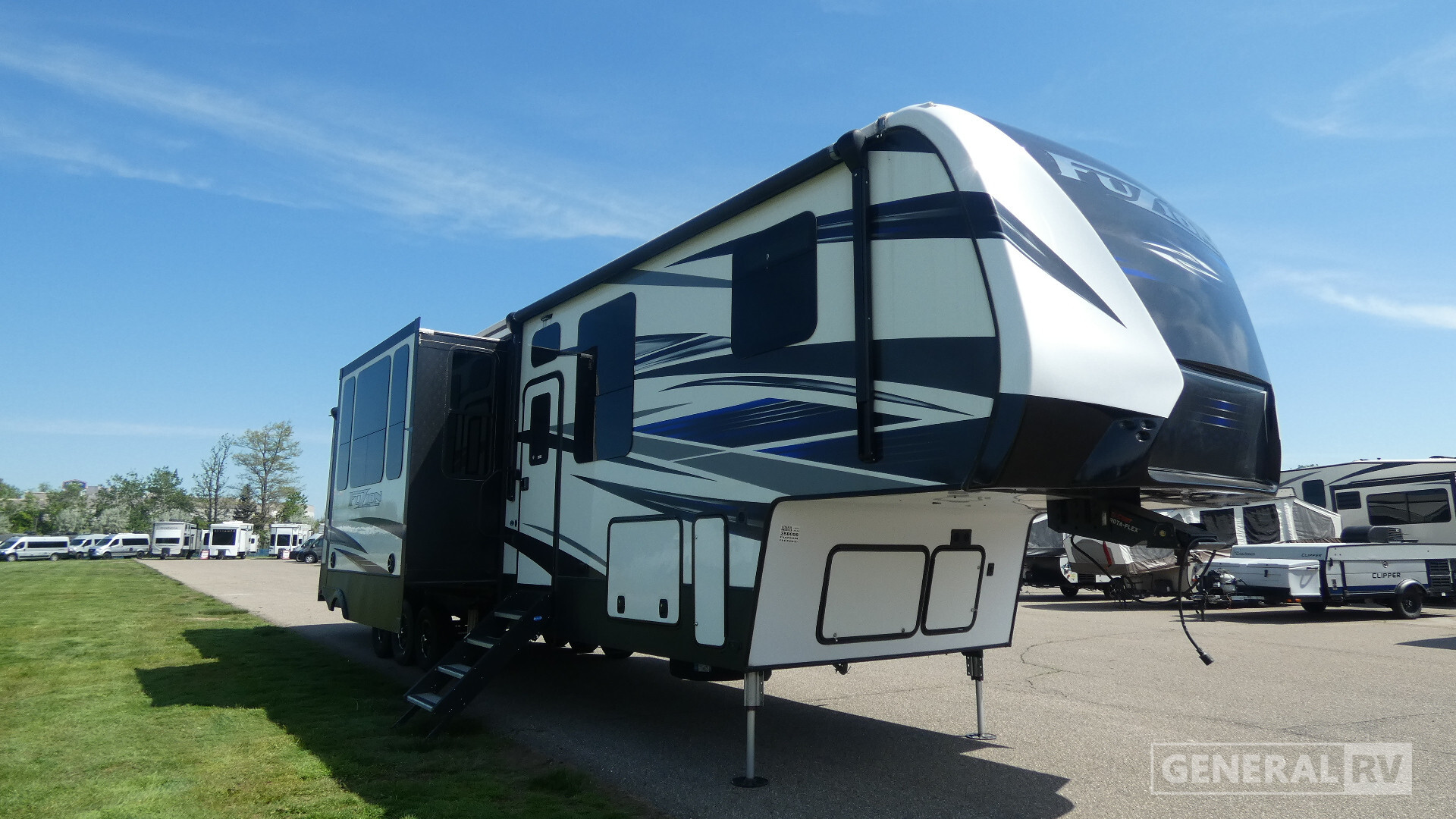 2018 Keystone FUZION 417 in wayland MI