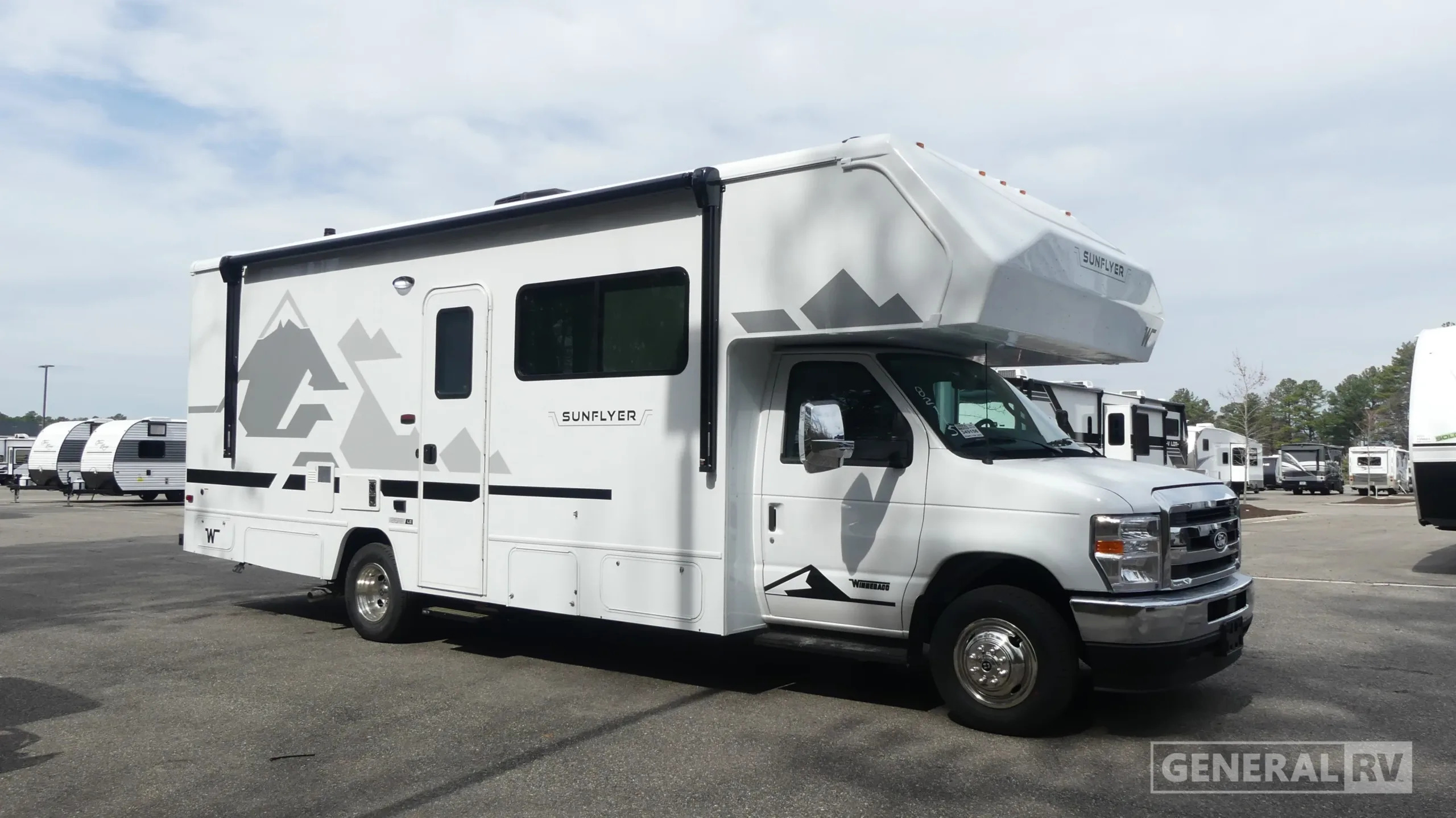 2027 Winnebago SUNFLYER 26FE in ashland VA