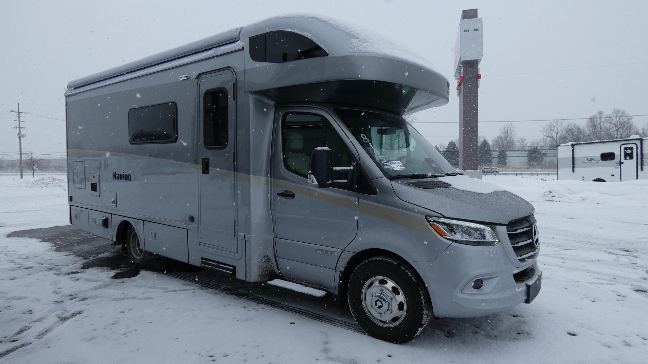 2026 Winnebago NAVION 24D in wixom MI