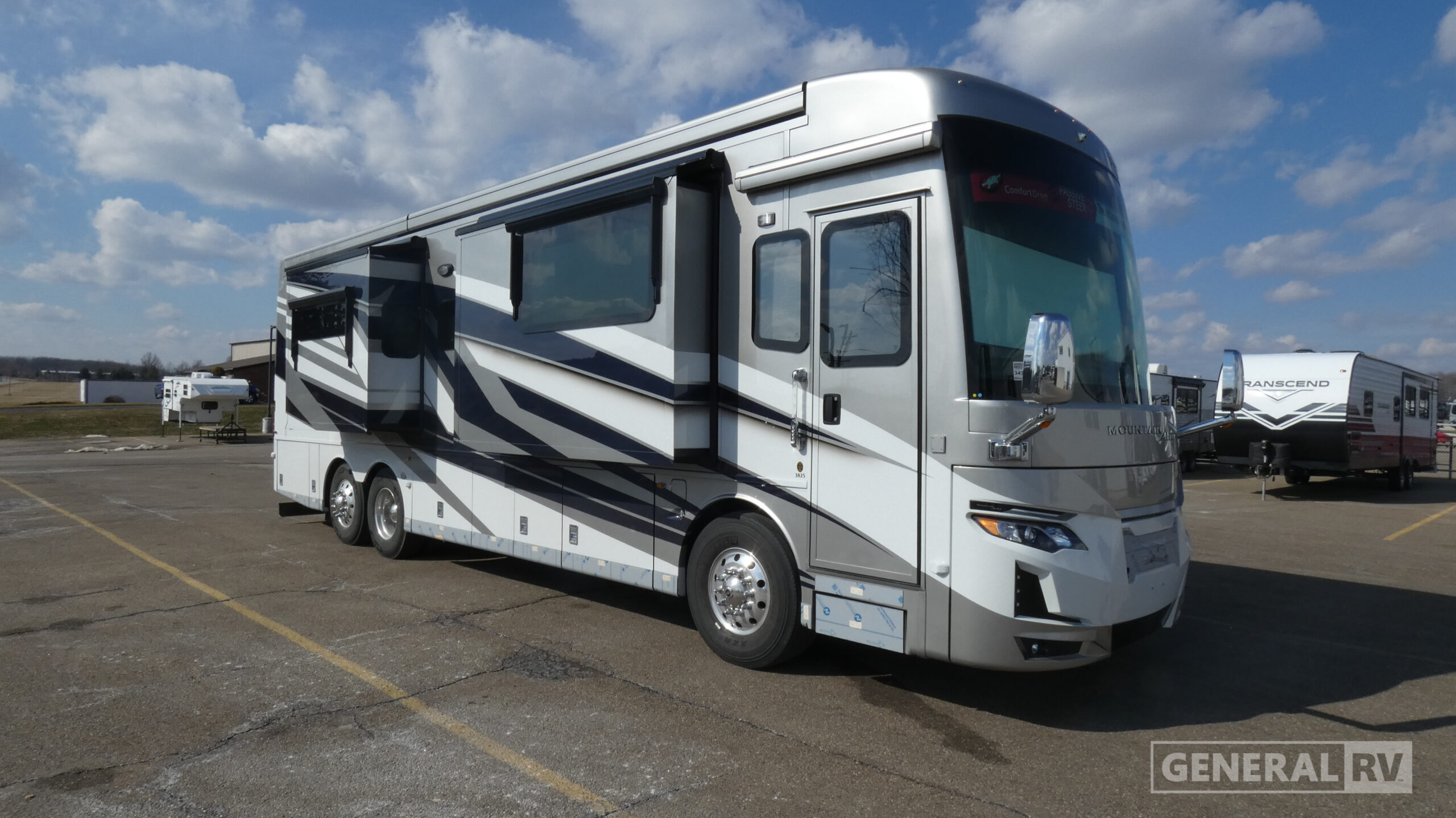 2026 Newmar MOUNTAIN AIRE 3825 in north canton OH