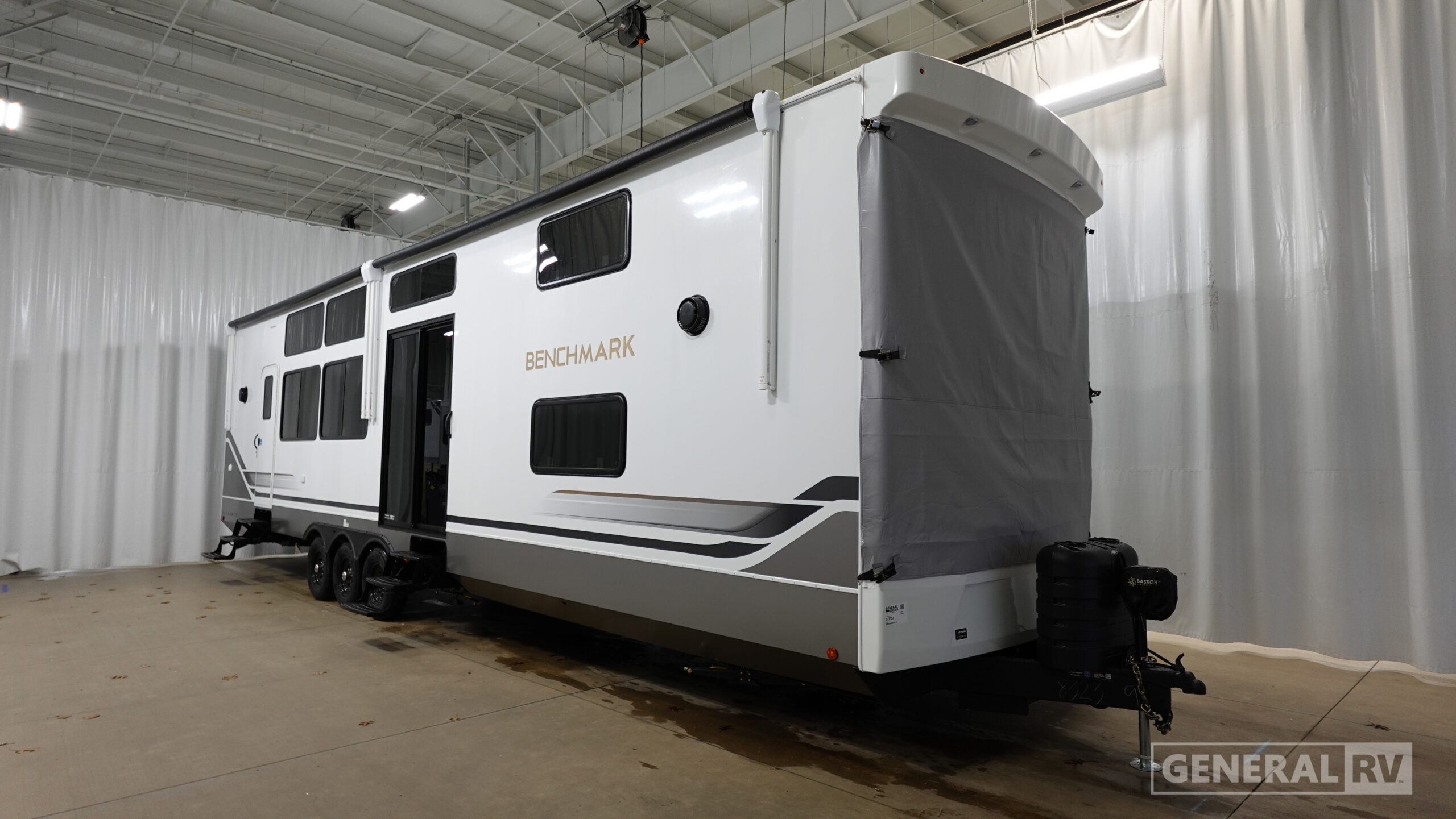 2026 Alliance Rv BENCHMARK 44LFT RV