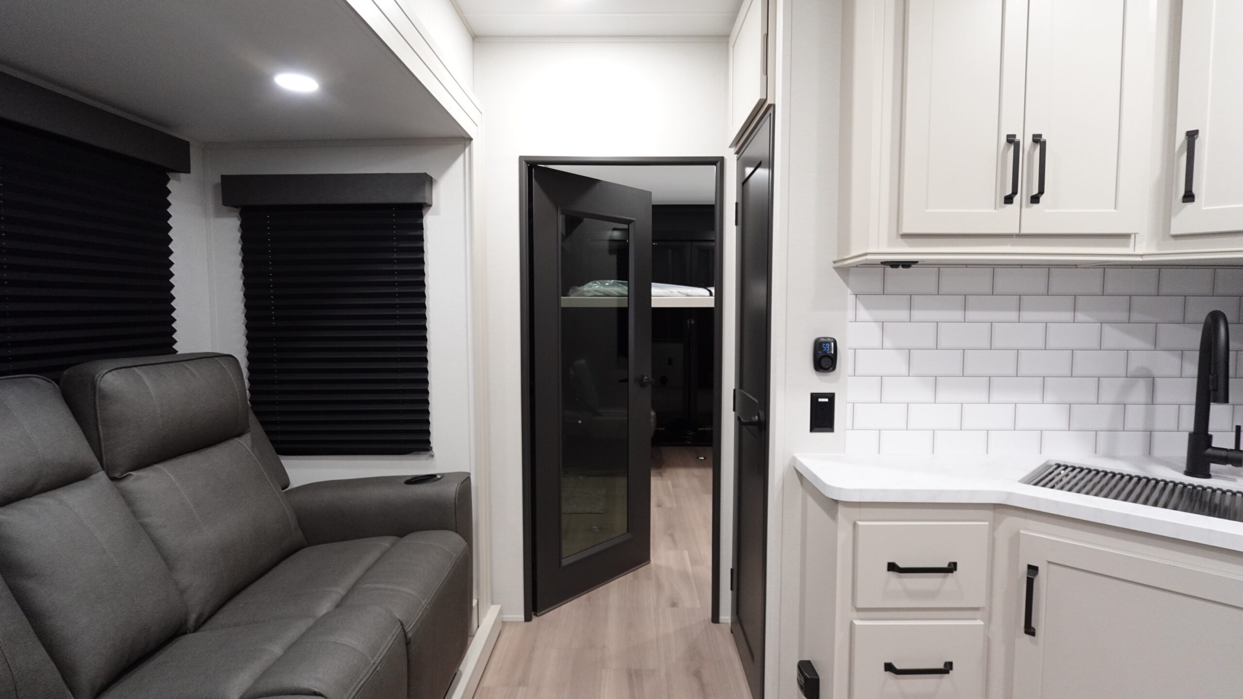 2026 Grand Design MOMENTUM 31G in clarkston MI