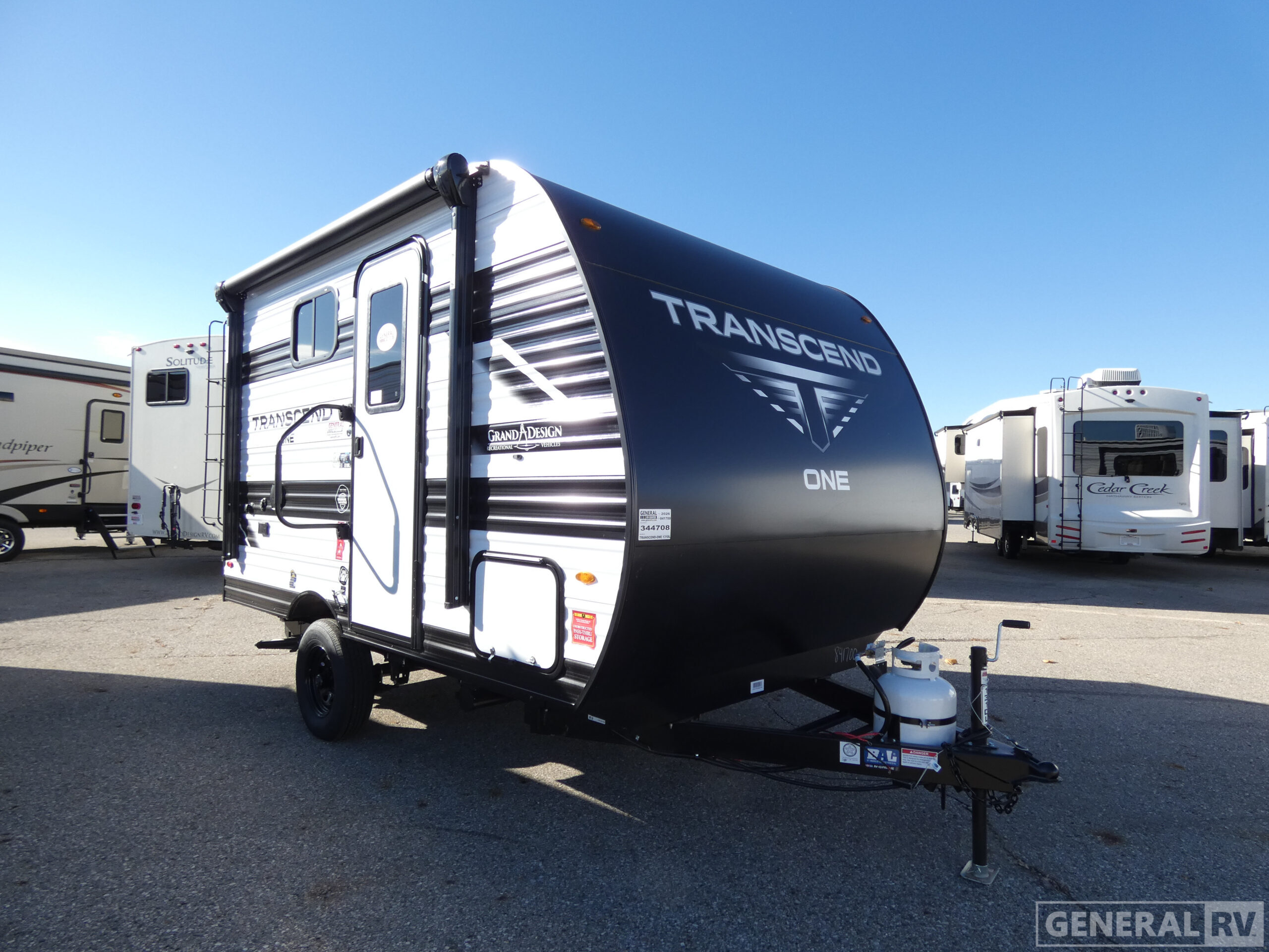 2026 Grand Design TRANSCEND-ONE 131DL in mt clemens MI