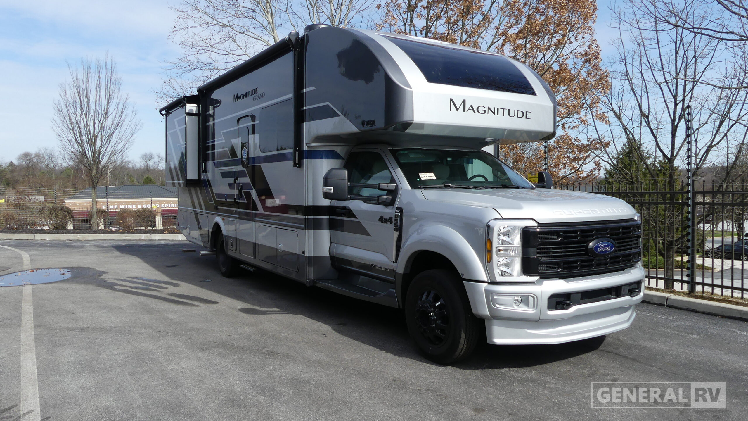 2026 Thor Motor Coach MAGNITUDE GRAND X32 in west chester PA