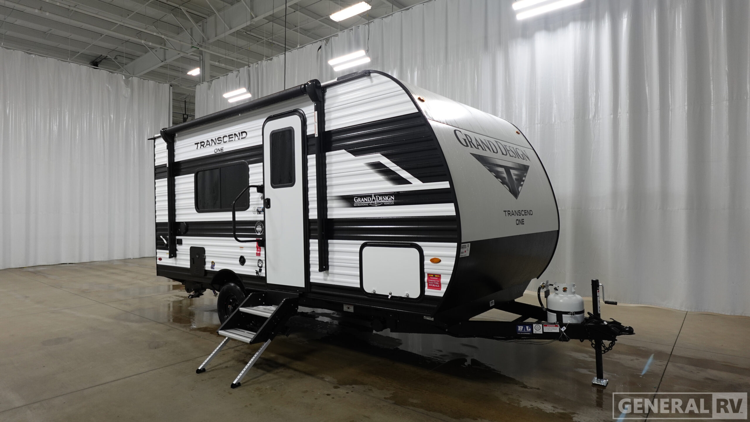 2026 Grand Design TRANSCEND-ONE 151RB in north canton OH