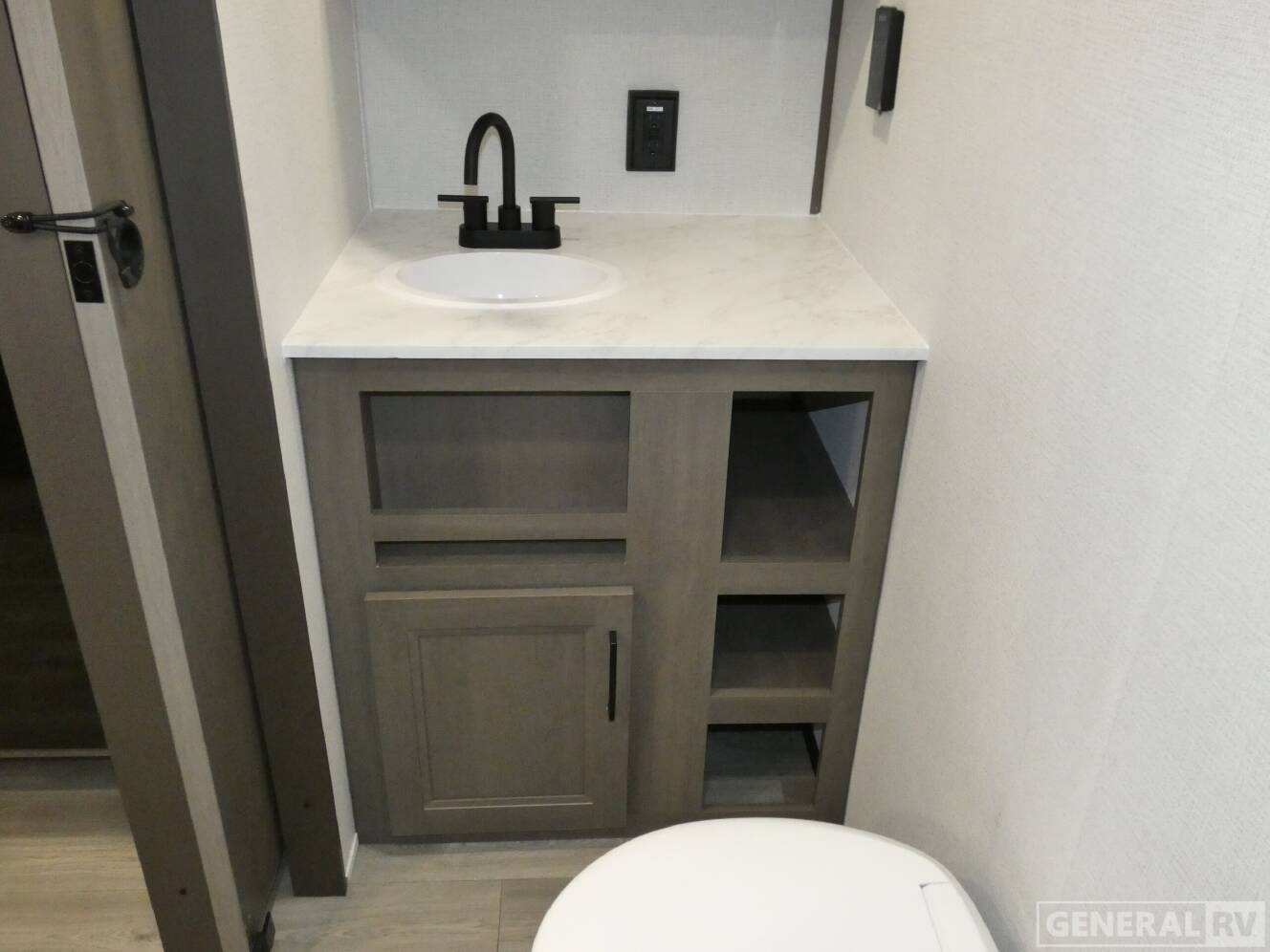 A photo of this 2026 Grand Design TRANSCEND ONE 131DL
