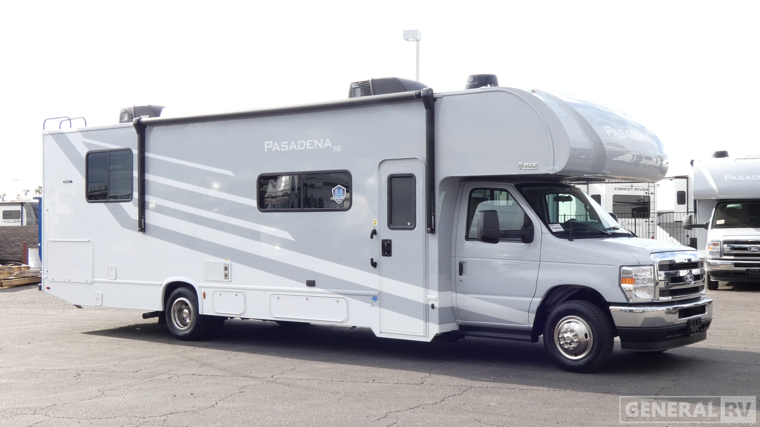 2026 Thor Motor Coach PASADENA SH31 in mesa AZ