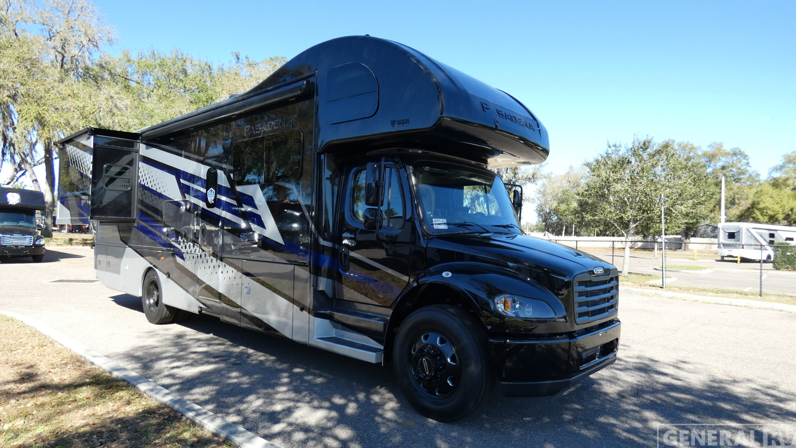 2026 Thor Motor Coach PASADENA 34XG in winter garden FL