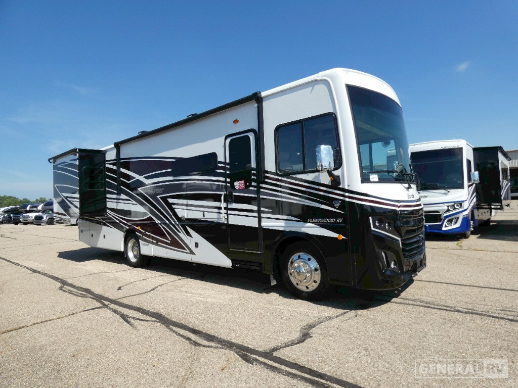 2026 Fleetwood BOUNDER 33C in wixom MI