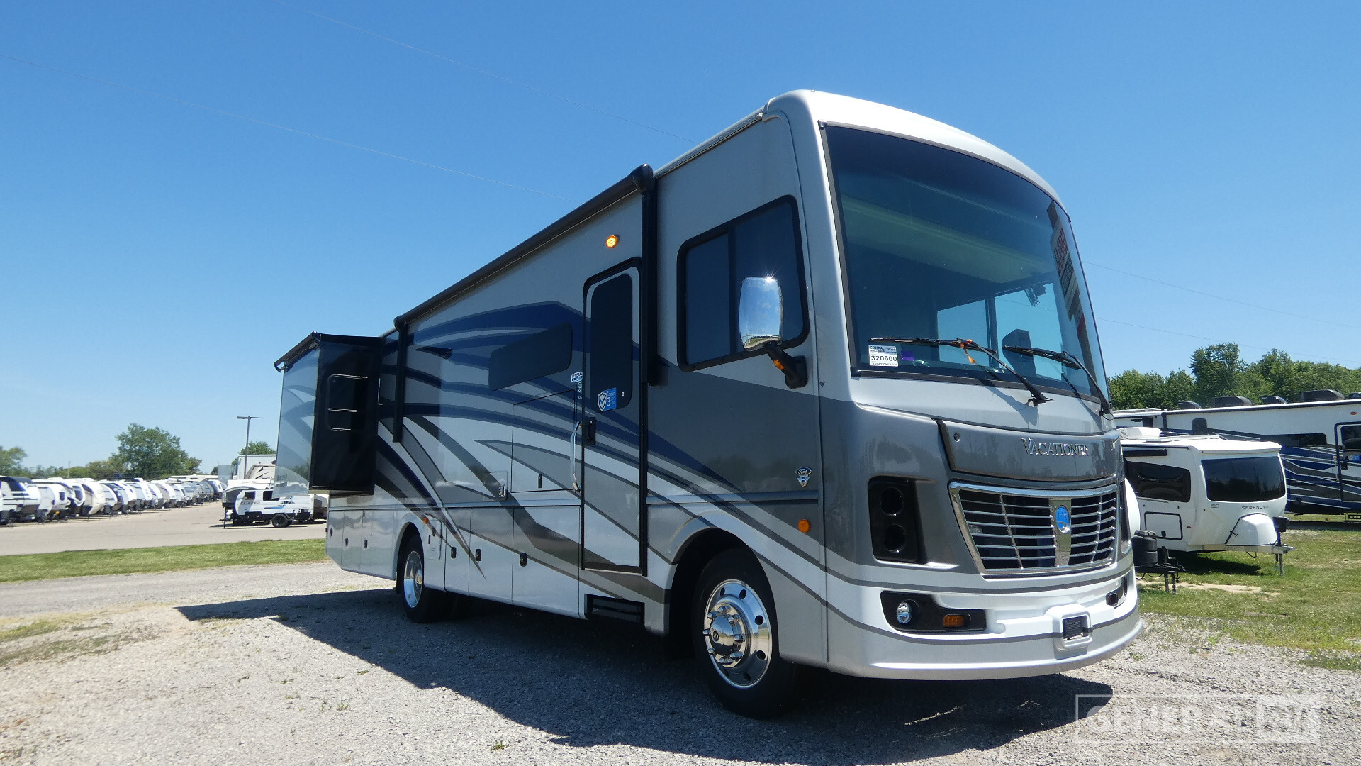 2025 Holiday Rambler VACATIONER 33C in birch run MI