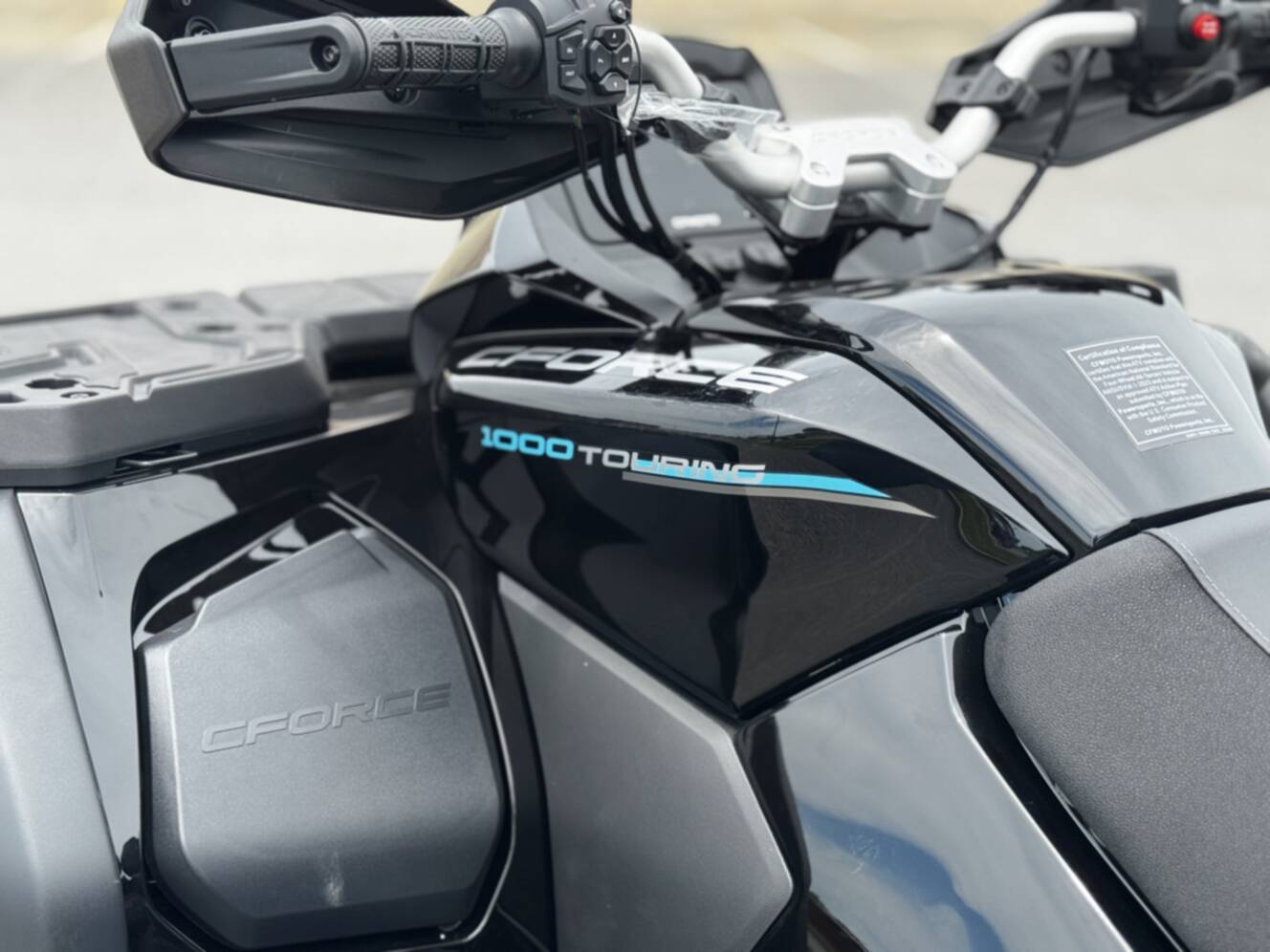 A photo of this 2026 CFMOTO CFORCE 1000 Touring