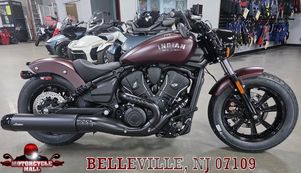 2026 Indian Motorcycle® Scout® Bobber Maroon Metallic Smoke BOBBER in Belleville, NJ