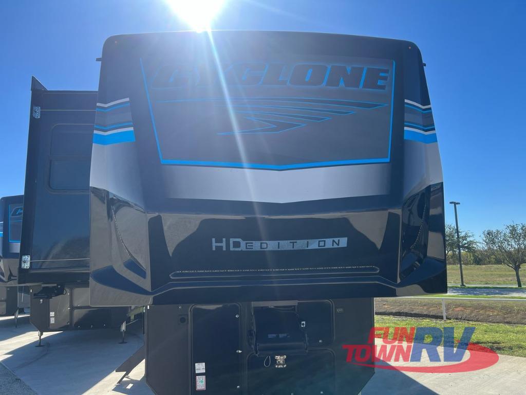 2025 Heartland Cyclone 4008 in bryant AR