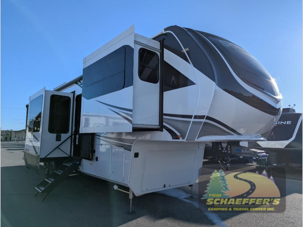 2027 Grand Design Solitude 380FL in shoemakersville PA