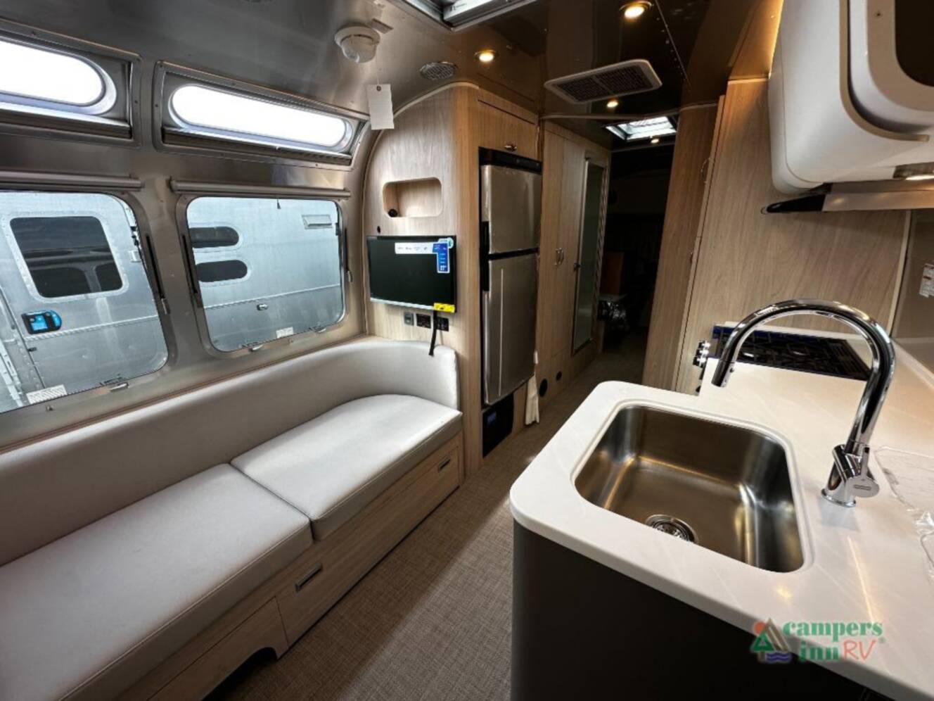 A photo of this 2027 Airstream Globetrotter 27FBT