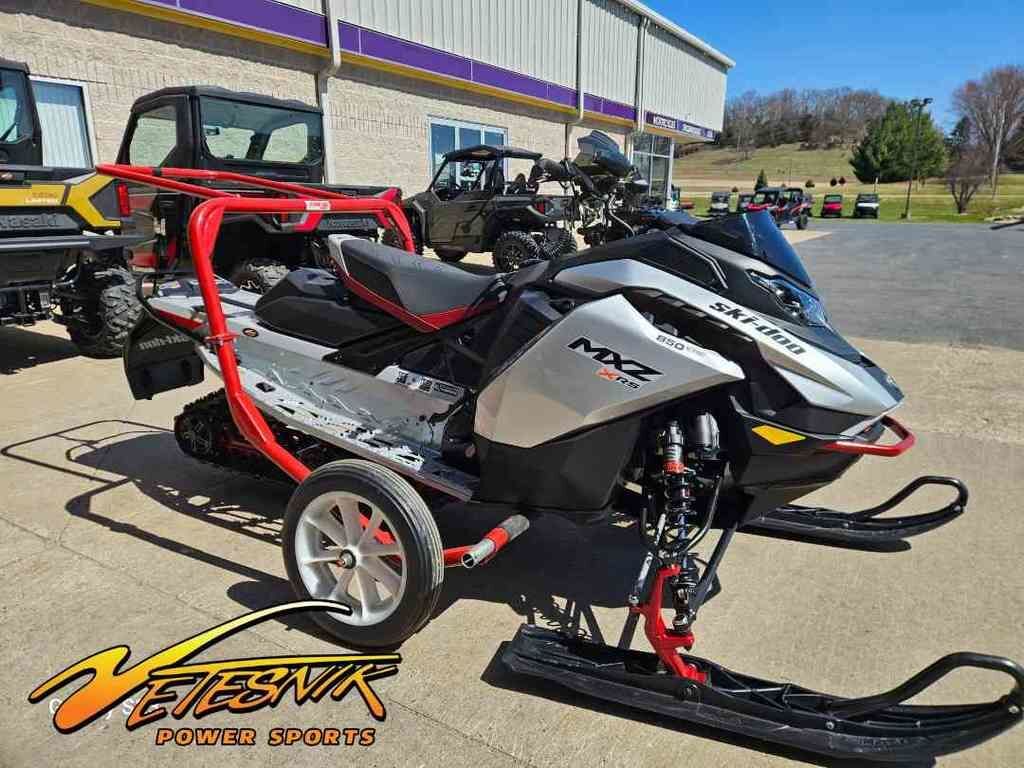 2024 Ski-Doo MXZ® X-RS® Rotax® 850 E-TEC 129 RipSaw 1.25 Shox 10. in richland center WI