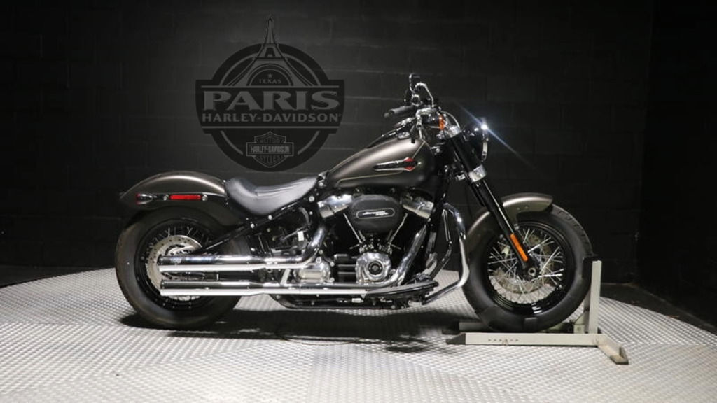 2021 Harley-Davidson® FLSL - Softail Slim® SLIM in Paris, TX