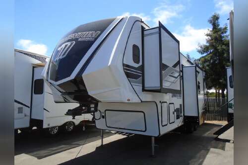 2026 Grand Design Momentum G Class 320G in santa rosa CA