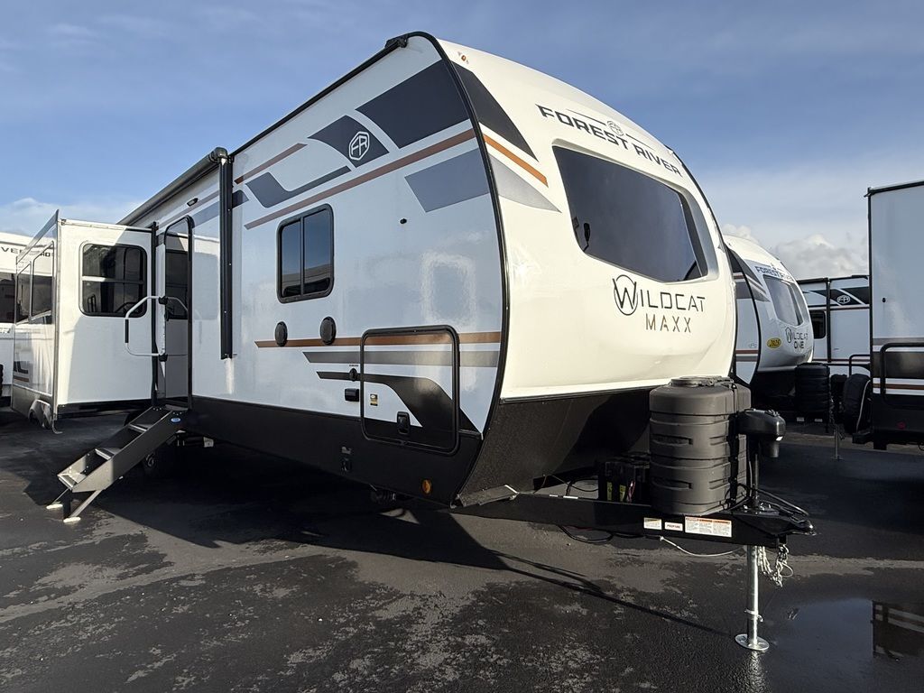 2026 Forest River WILDCAT 305MBX in aumsville OR