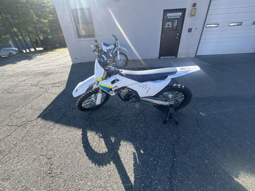 2025 Husqvarna® FC 350 350 in East Hanover, NJ
