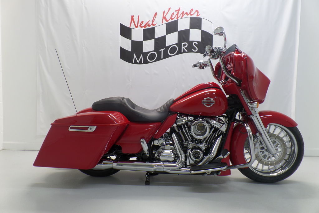 2023 Harley-Davidson® FLHX - Street Glide® FLHX in Winston Salem, NC