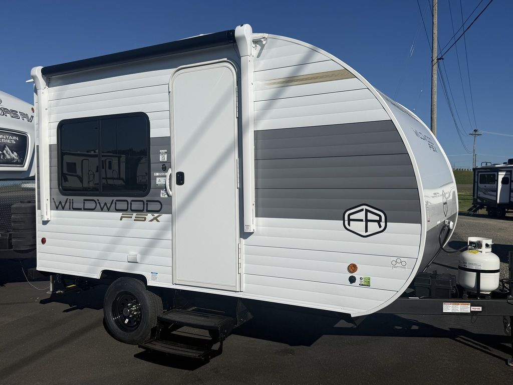 2026 Forest River Wildwood FSX 135ICE in aumsville OR