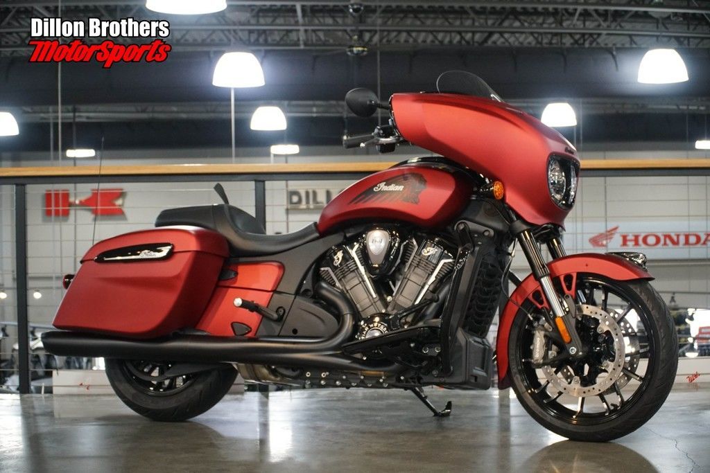 2025 Indian Motorcycle® Chieftain® PowerPlus Dark Horse® Sunset Red Smoke DARK HORSE in Omaha, NE