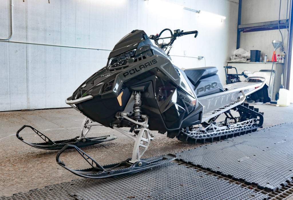 2024 Polaris® 650 Pro RMK 155 Gloss Black 650 155 in enumclaw WA