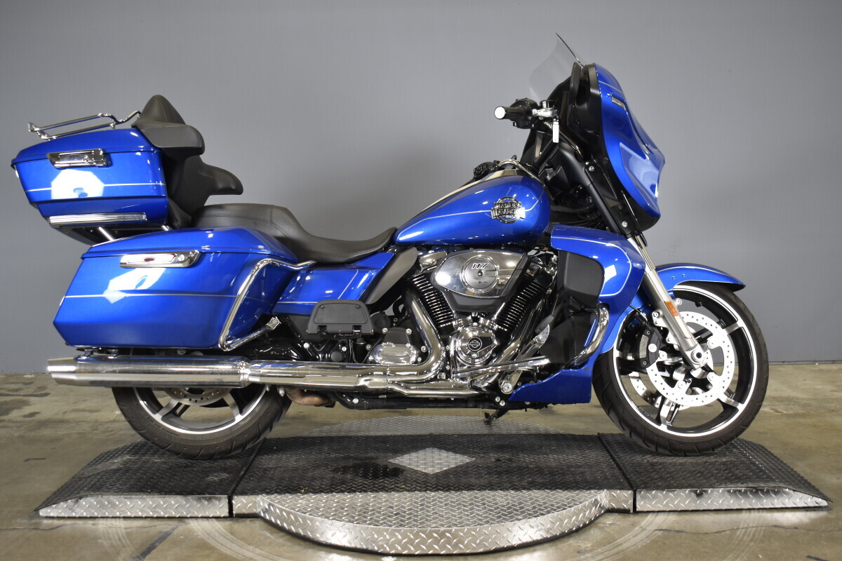 2025 Harley-Davidson Street Glide Ultra BASE in Farmington, MI