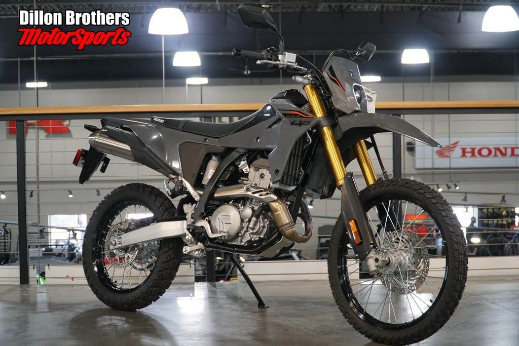 2025 Suzuki DR-Z4S BASE in Omaha, NE