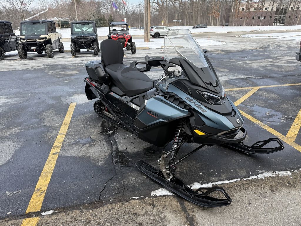2026 Ski-Doo Grand Touring LE with Platinum Package 900 ACE 900 ACE 137 in ann arbor MI