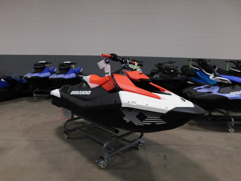 2026 Sea-Doo Spark Trixx for 1 Rotax® 900 ACE - 90 iBR and Au TRIXX in Kalamazoo, MI