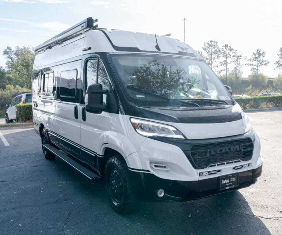2026 Winnebago TRAVATO BU259K-NP in sanford FL