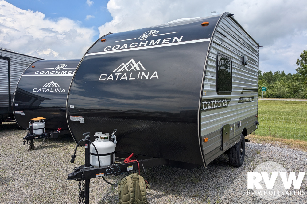 2027 Coachmen Catalina Summit Series 7 134BHX in lakeview OH