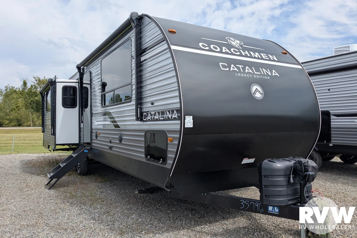 2027 Coachmen Catalina Legacy 323MAZE in lakeview OH