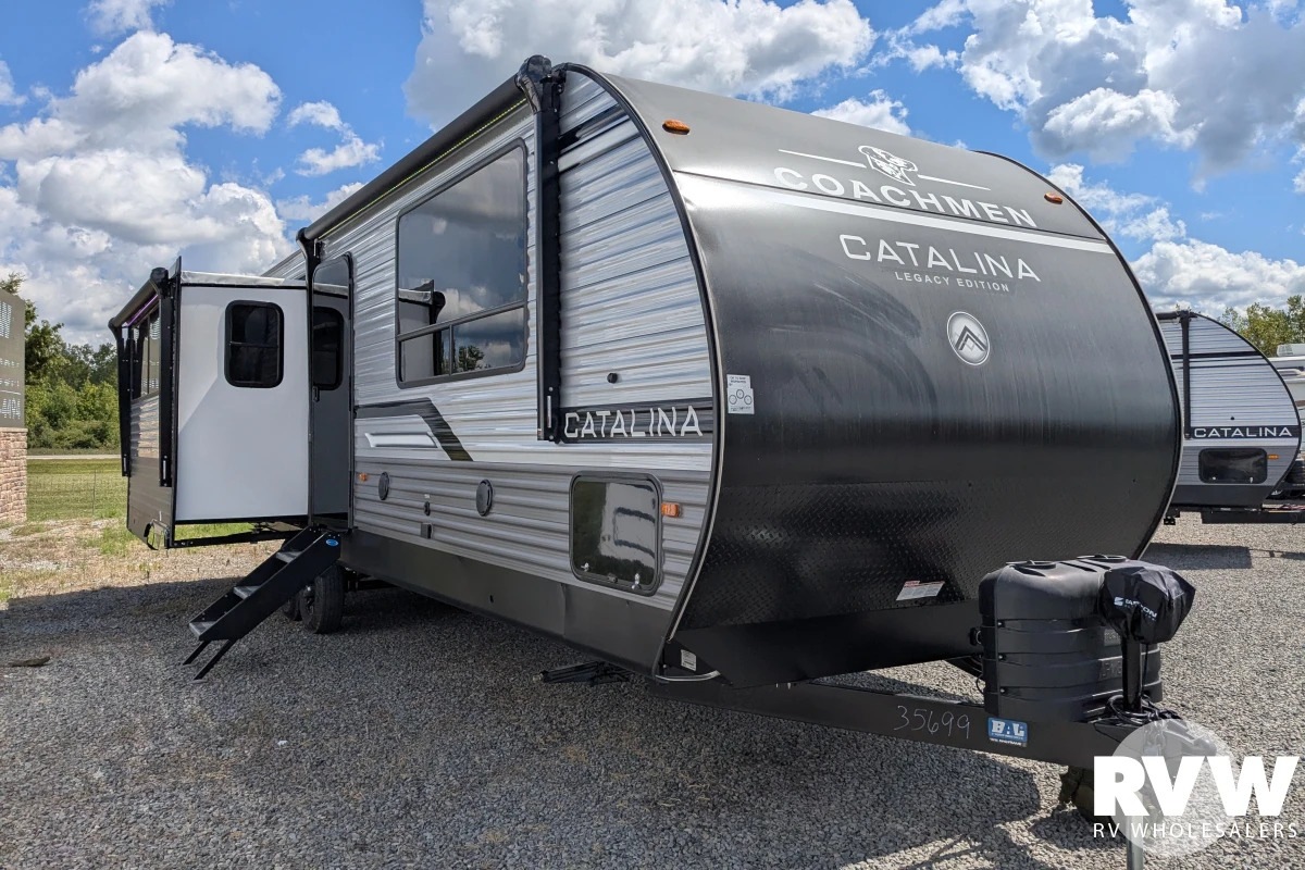 2027 Coachmen Catalina Legacy 313RLTS in lakeview OH