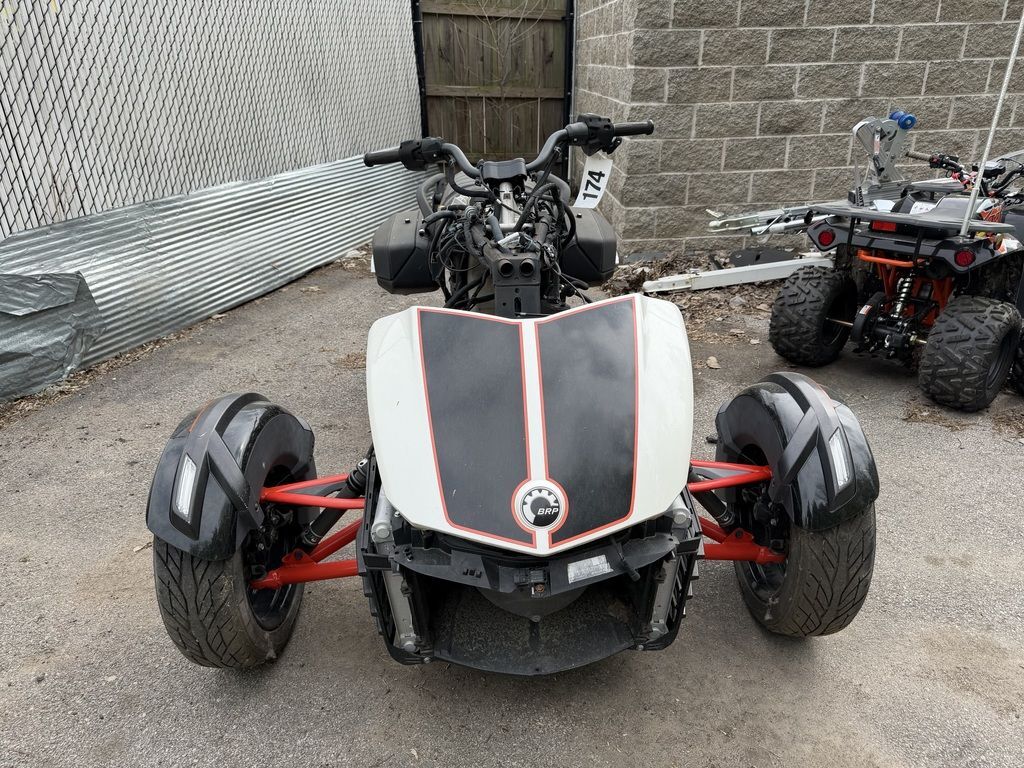 2015 Can-Am Spyder® F3 6-Speed Manual (SM6) F3 SM6 in St. Charles, MO
