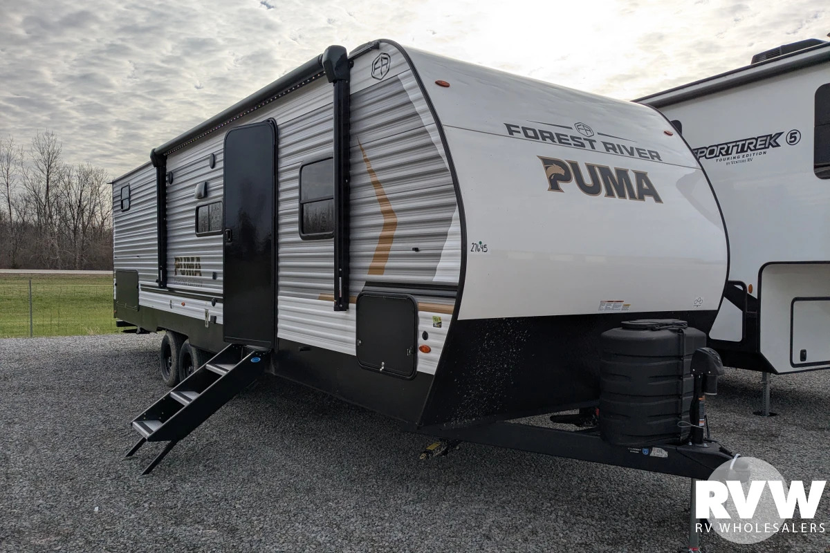2027 Palomino Puma Camping Edition Tandem Axle Travel Trailer 303BHCE in mansfield OH