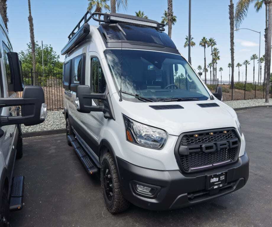 2026 Grand Design LINEAGE SERIES VT LVT2 in san diego CA