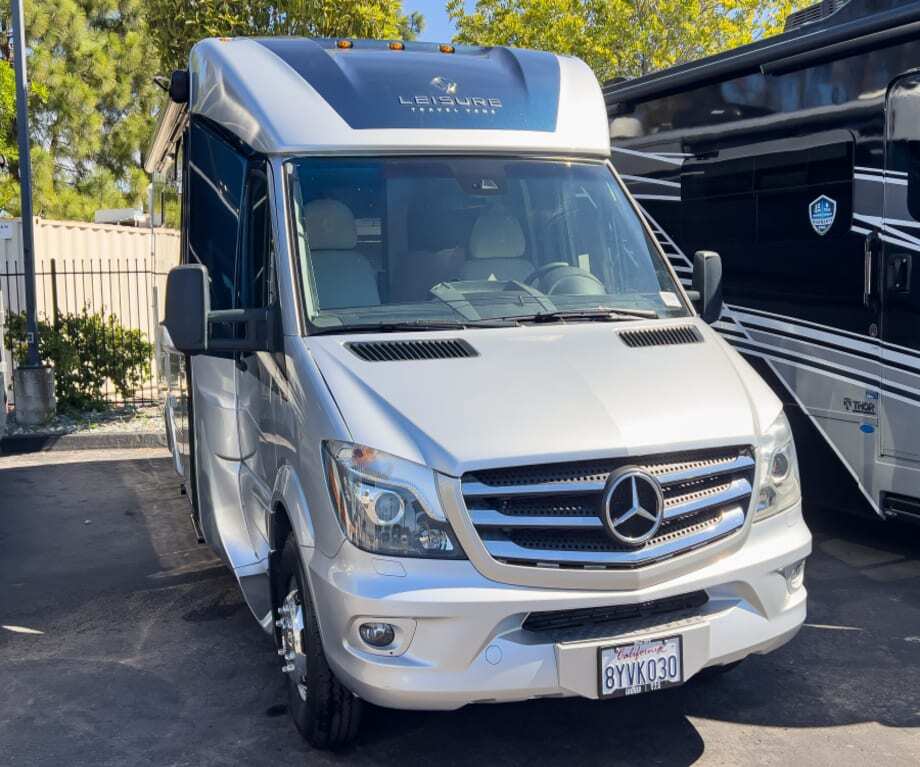 2019 Leisure Travel Vans UNITY 24MB RV