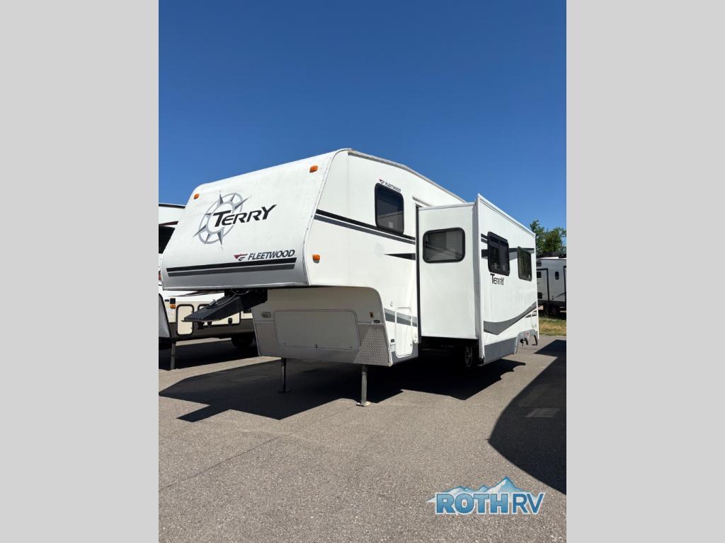 2008 Fleetwood Rv Terry 295BHDS in deerwood MN