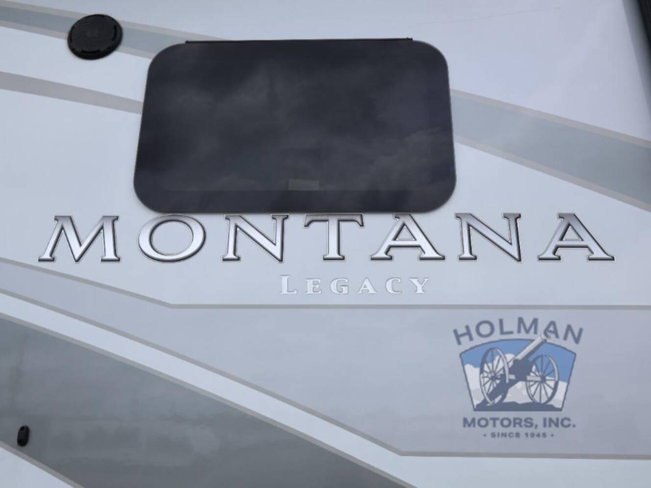 A photo of this 2022 Keystone Rv Montana Legacy 3121RL