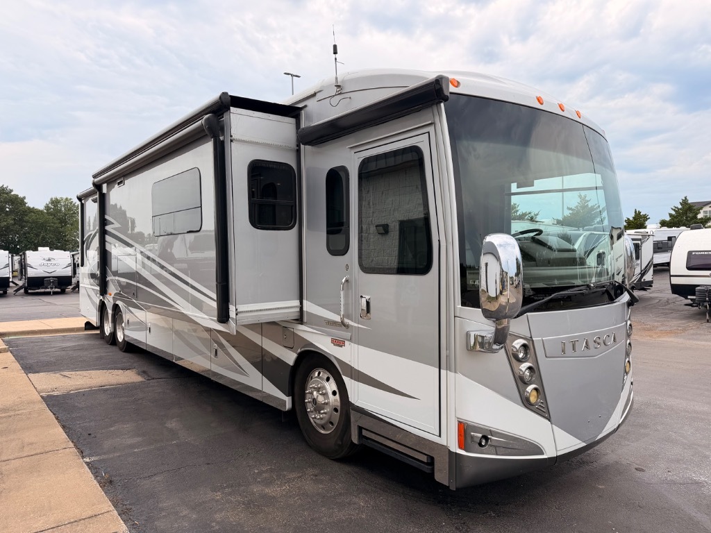 2015 Itasca Ellipse 42QD in joplin MO