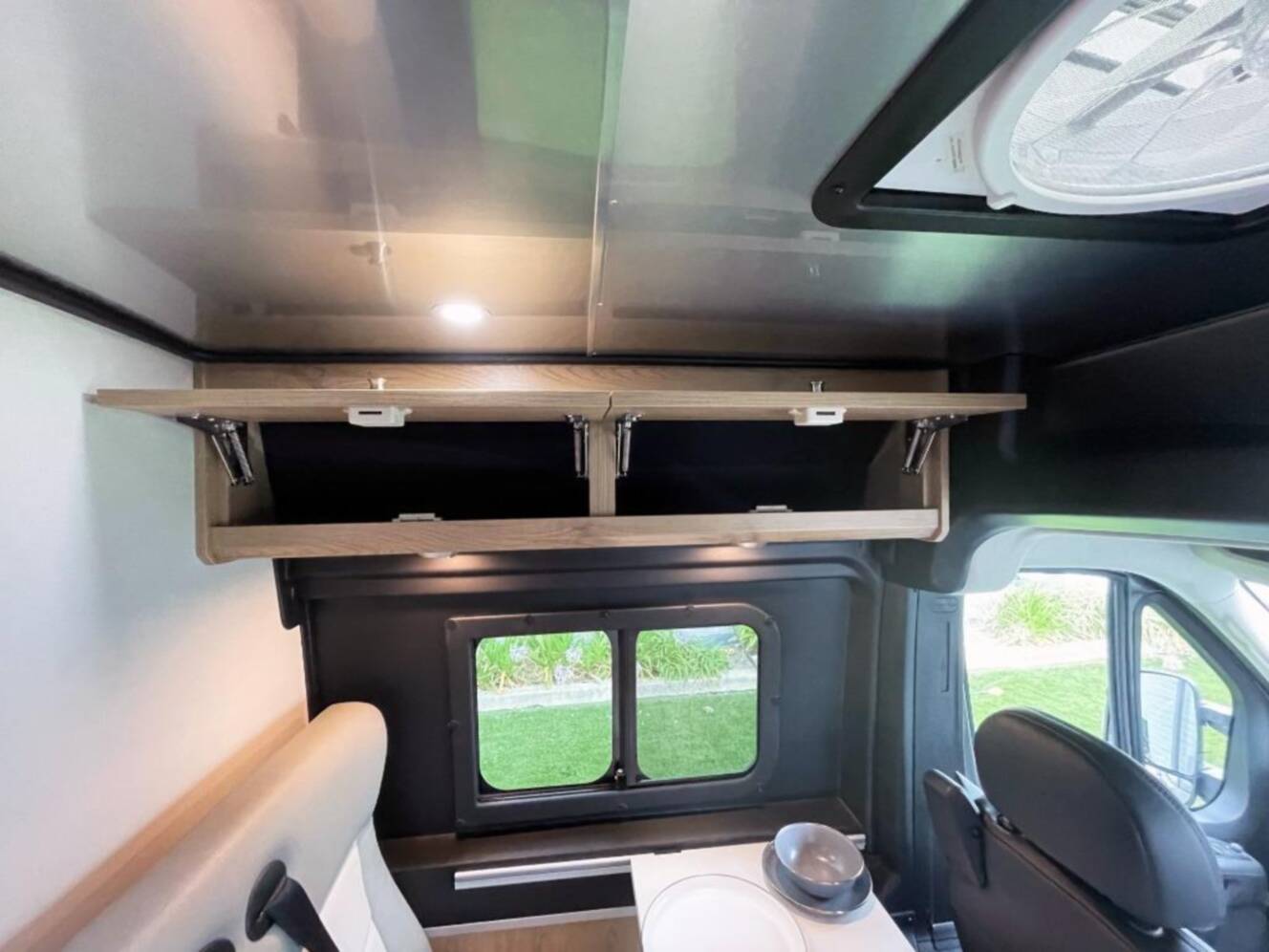 A photo of this 2026 Airstream Rangeline TOURING COACH