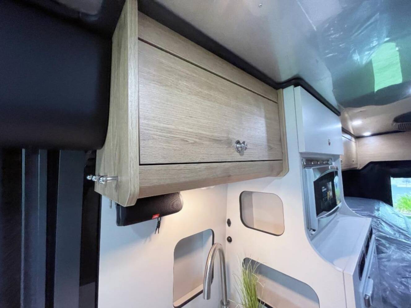 A photo of this 2026 Airstream Rangeline TOURING COACH
